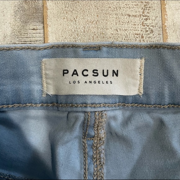 Jeans - Picture 2 of 7